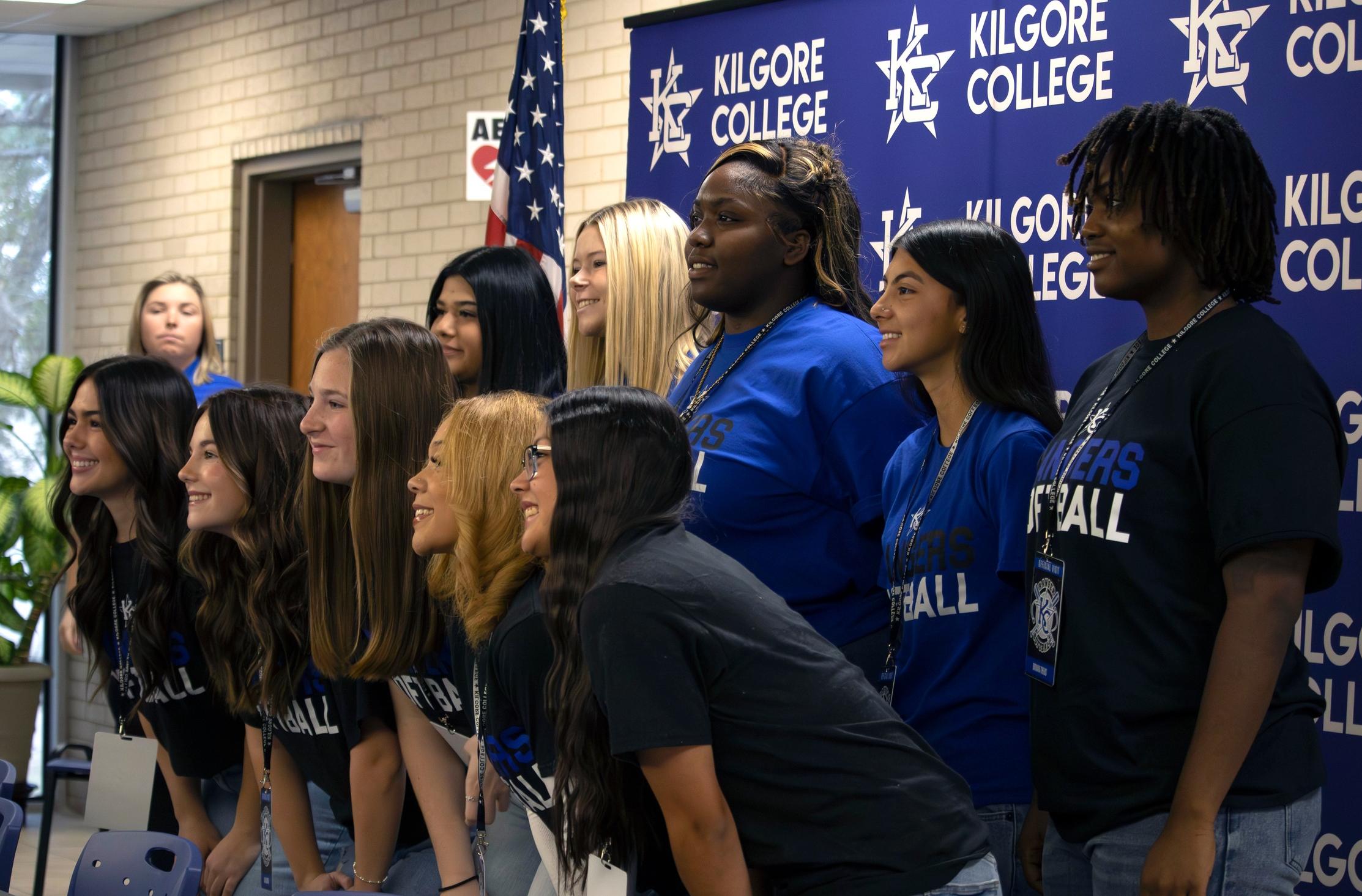 Softball team signs 11 high school players for 2025-26 season